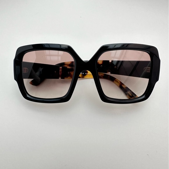 PRADA PR 21XS Sunglasses - Picture 2 of 12